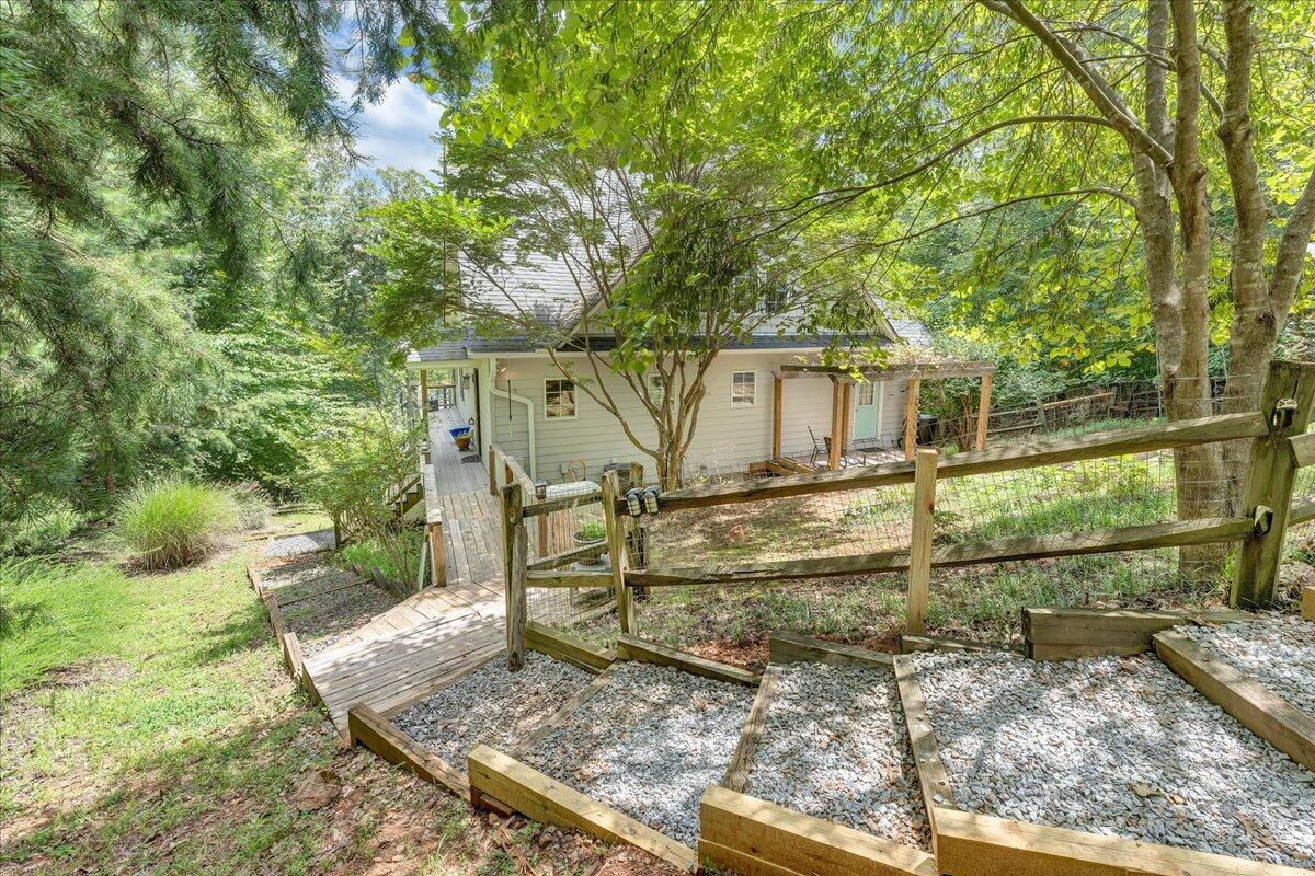 932 Clear Pointe Run Lynch Station, VA 24571 - Photo 112 of 154 Steps