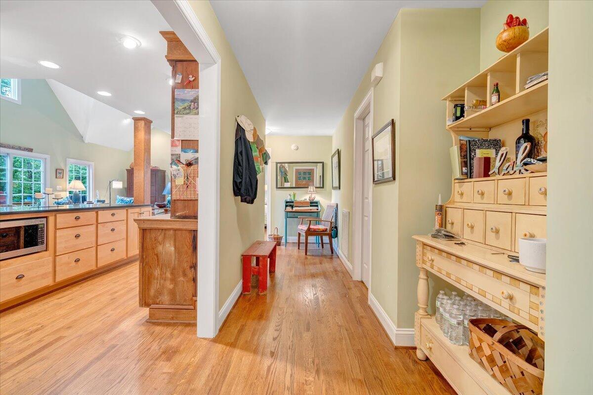 932 Clear Pointe Run Lynch Station, VA 24571 - Photo 4 of 154 Foyer