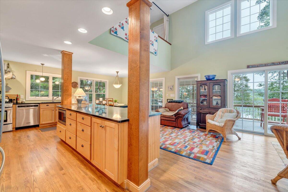 932 Clear Pointe Run Lynch Station, VA 24571 - Photo 59 of 154 Kitchen