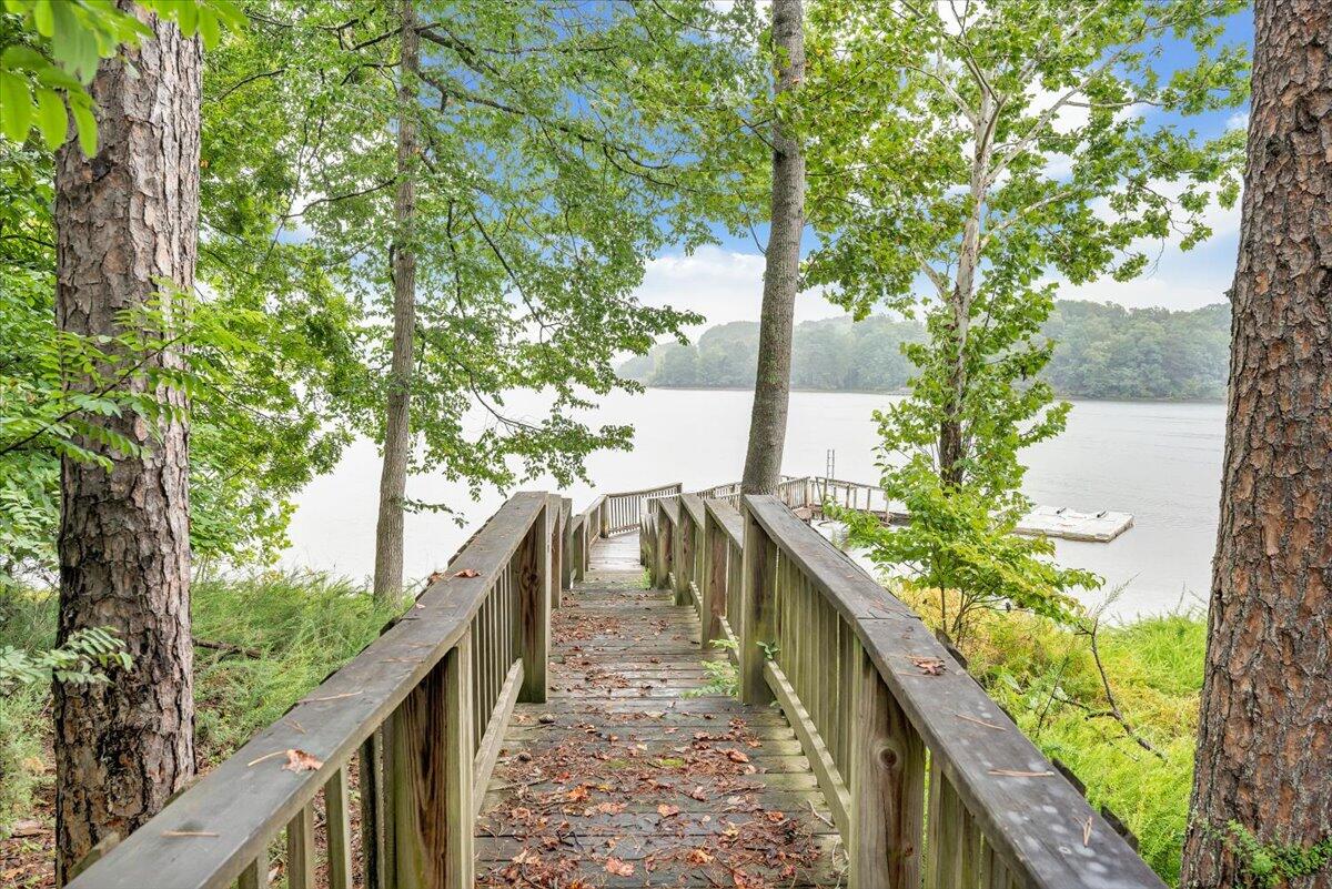 932 Clear Pointe Run Lynch Station, VA 24571 - Photo 80 of 154 Walkway