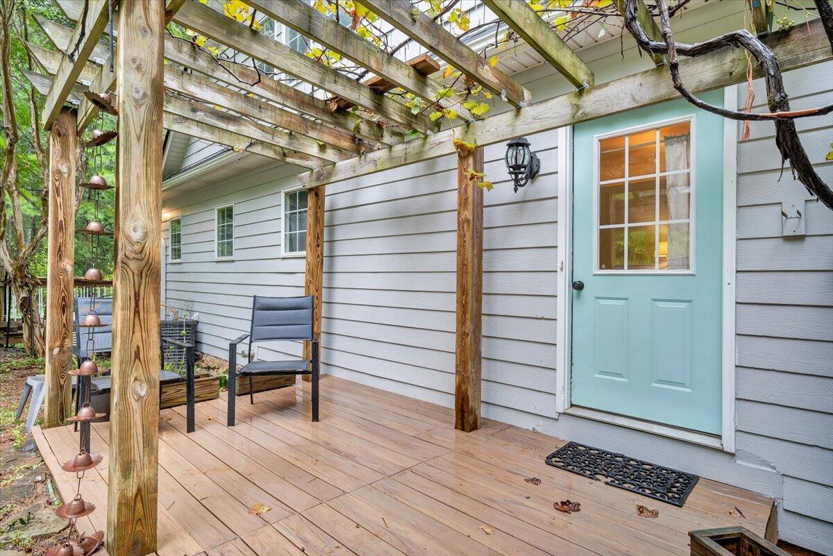 932 Clear Pointe Run Lynch Station, VA 24571 - Photo 83 of 154 Deck