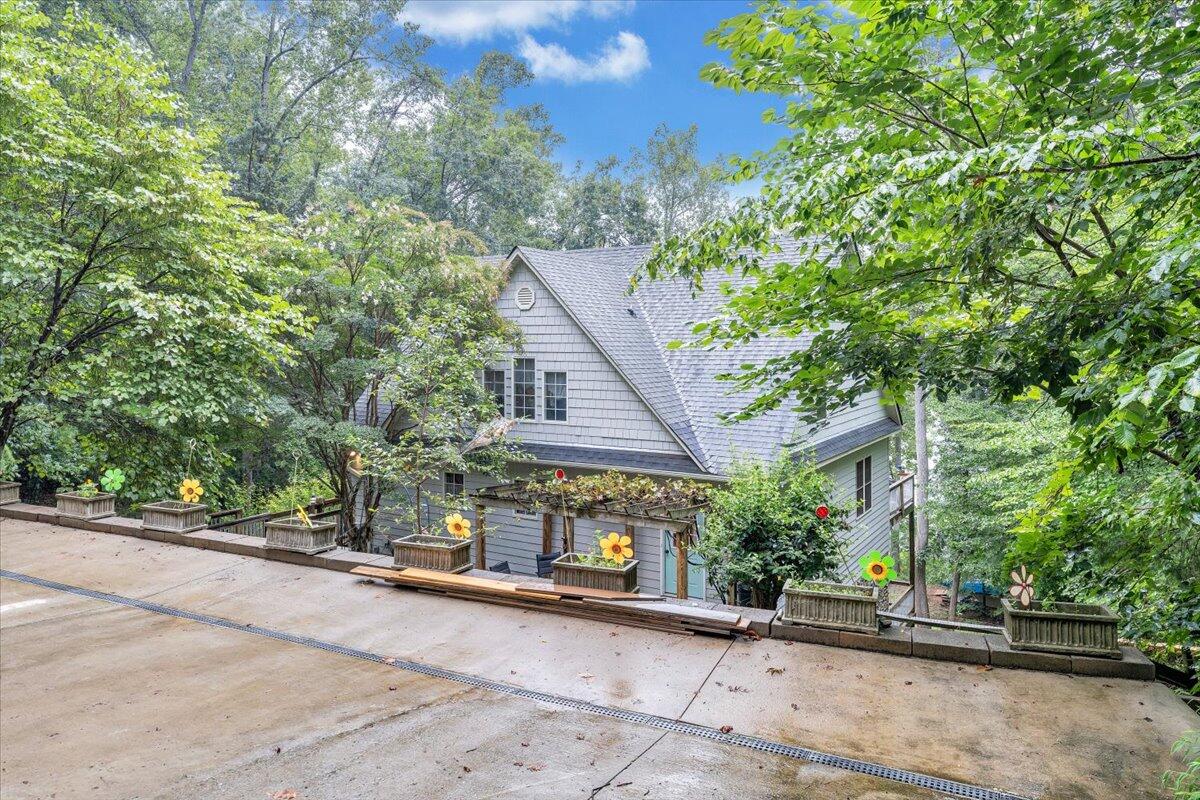 932 Clear Pointe Run Lynch Station, VA 24571 - Photo 86 of 154 Front