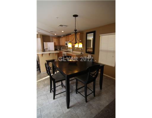 628 Monument Point Street Henderson, NV 89002 - Photo 23 of 25 Kitchen.