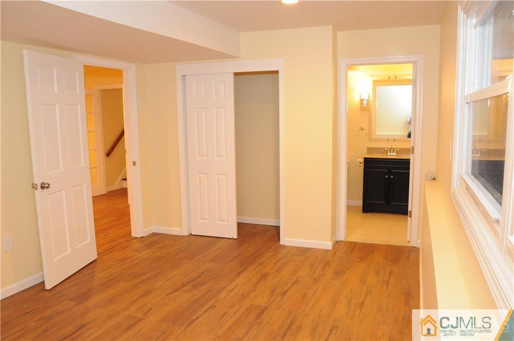 385 Gerry Road North Brunswick, NJ 08902 - Photo 17 of 20 Gallery Image 17
