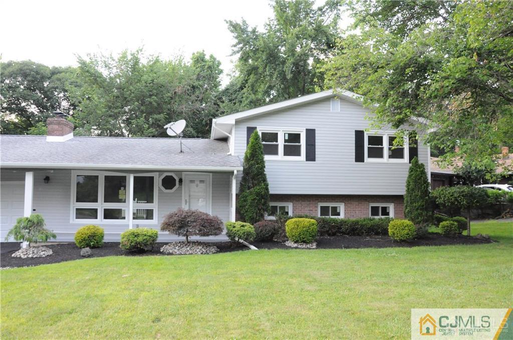 385 Gerry Road North Brunswick, NJ 08902 - Photo 2 of 20 Gallery Image 2