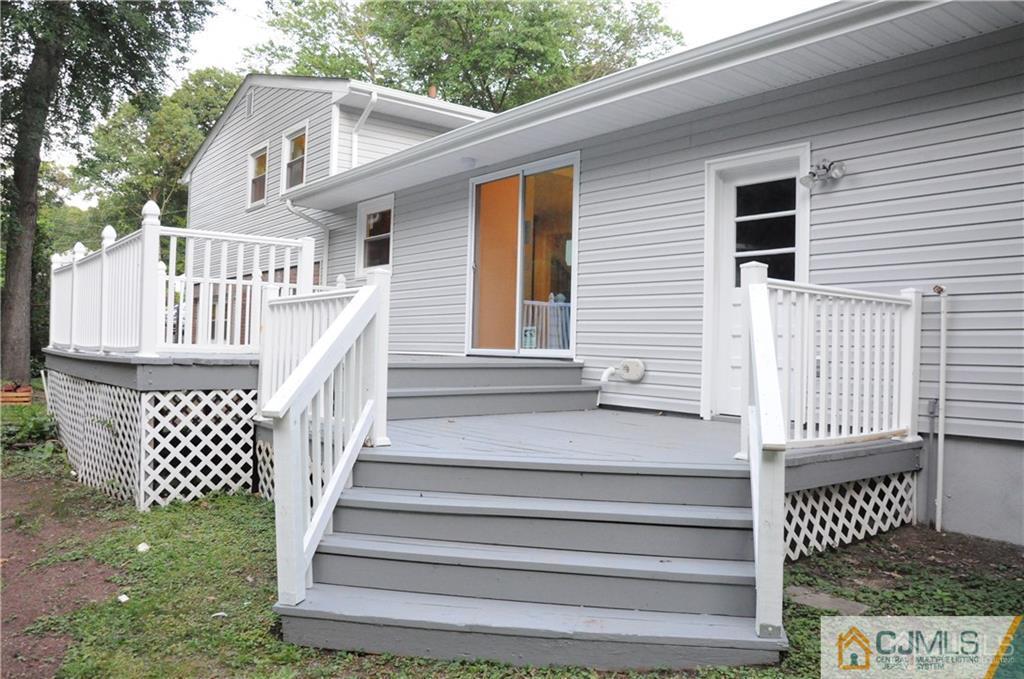 385 Gerry Road North Brunswick, NJ 08902 - Photo 7 of 20 Gallery Image 7