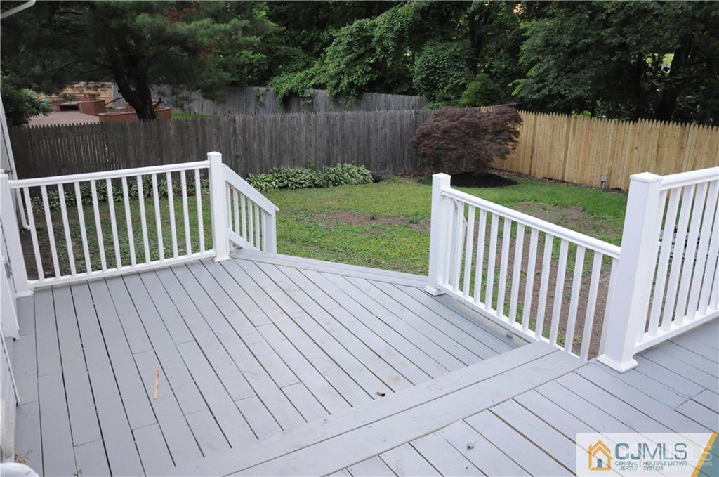 385 Gerry Road North Brunswick, NJ 08902 - Photo 8 of 20 Gallery Image 8