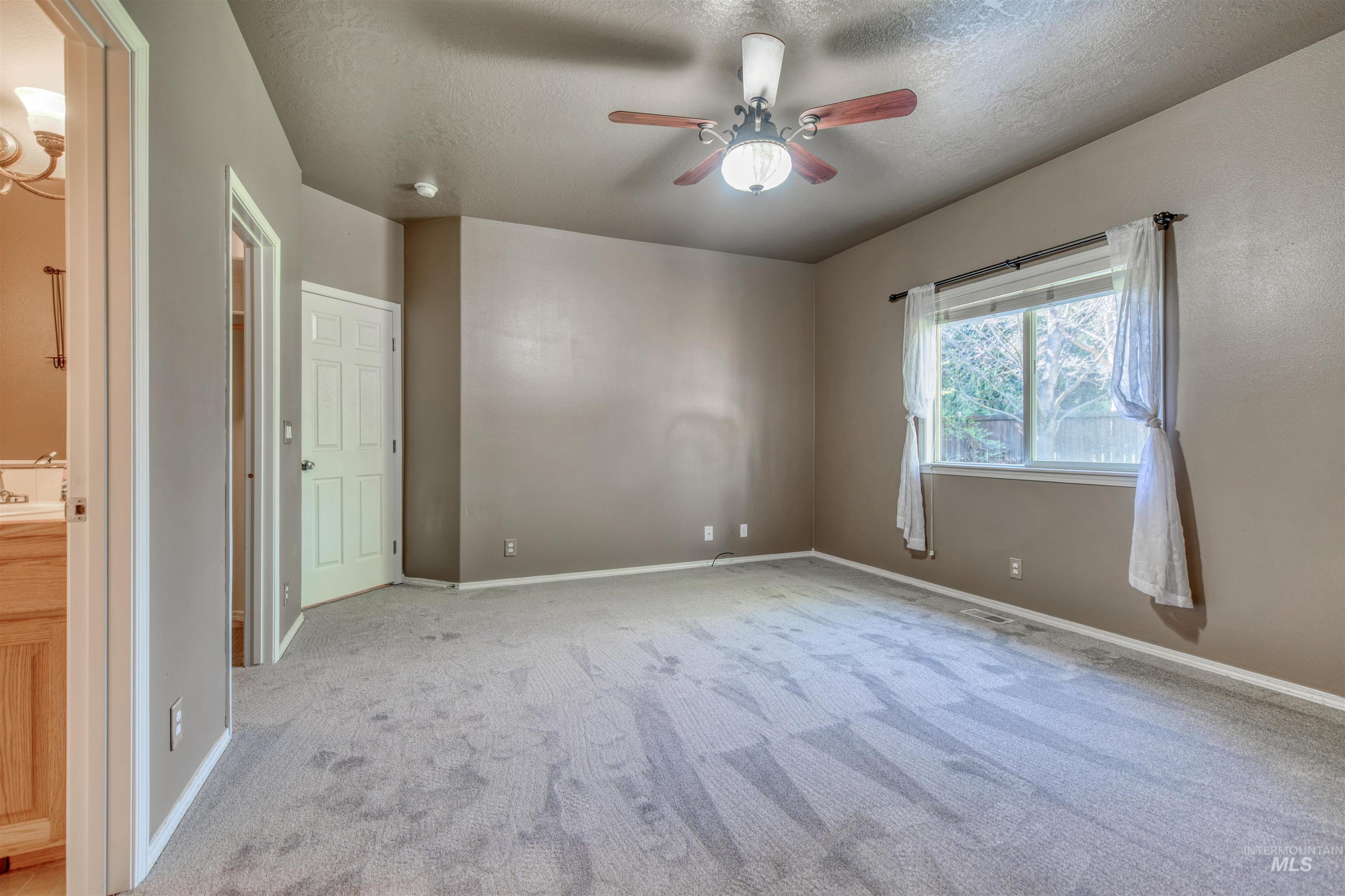 4259 North Waterloo Avenue Boise, ID 83713 - Photo 15 of 44