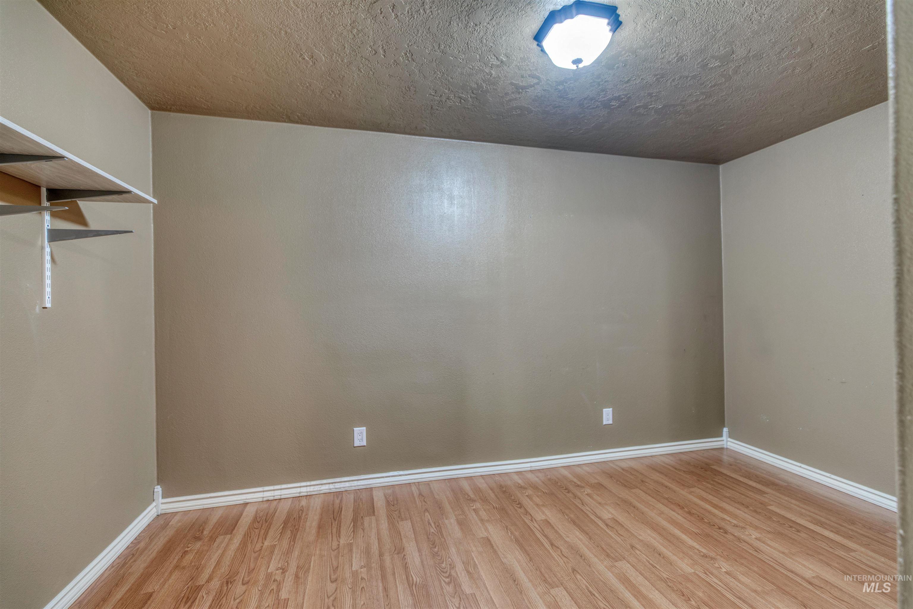 4259 North Waterloo Avenue Boise, ID 83713 - Photo 20 of 44