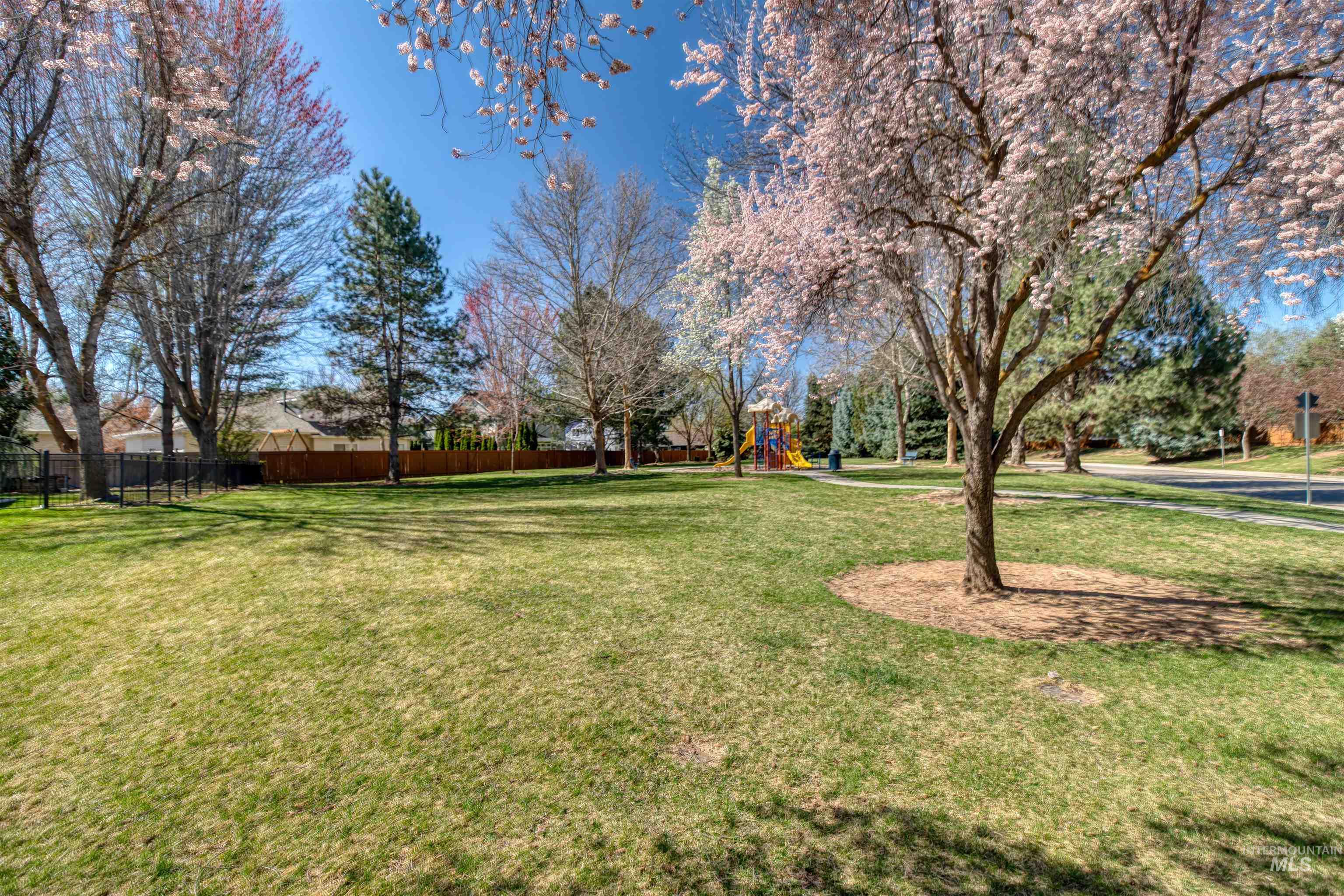 4259 North Waterloo Avenue Boise, ID 83713 - Photo 42 of 44