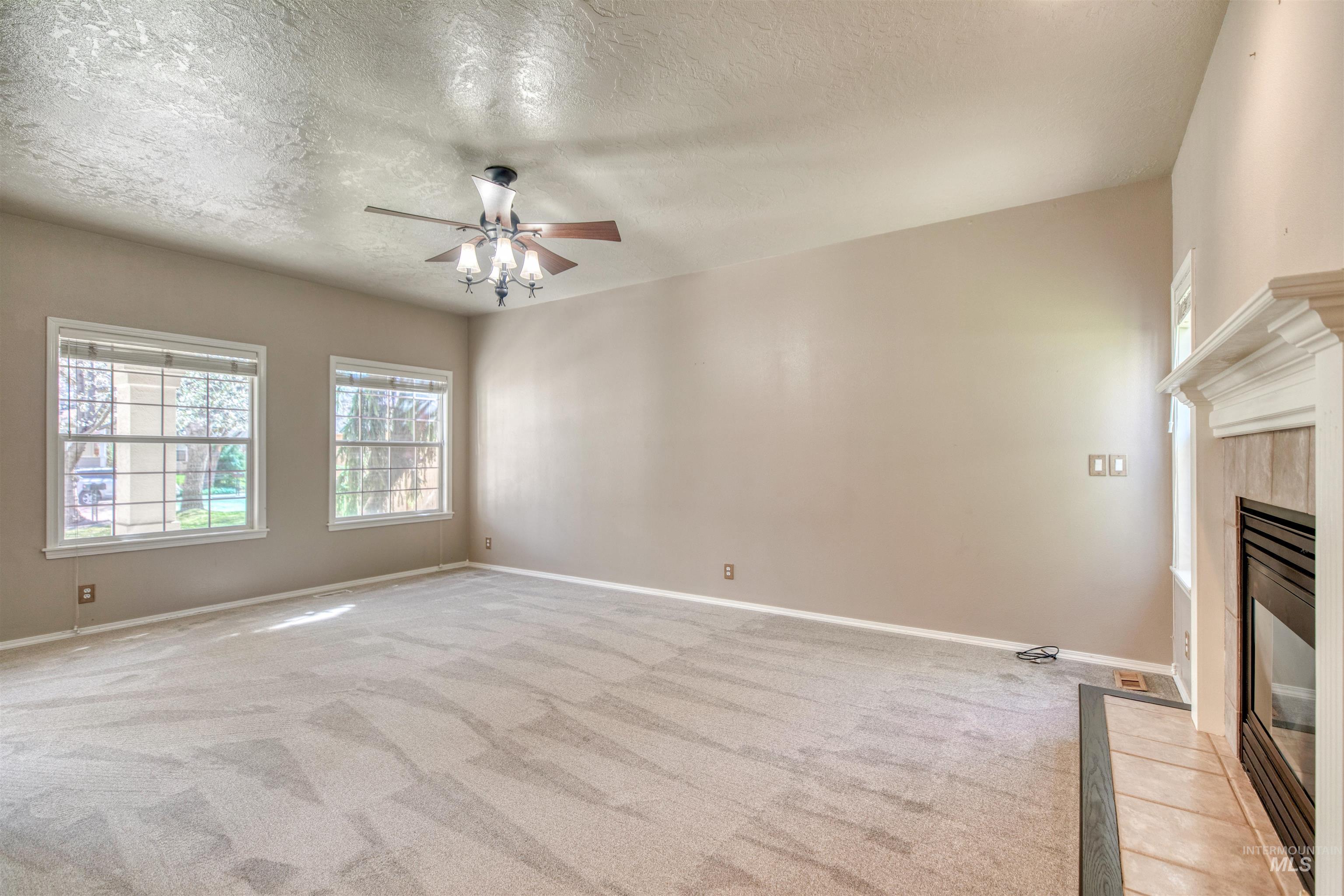 4259 North Waterloo Avenue Boise, ID 83713 - Photo 9 of 44