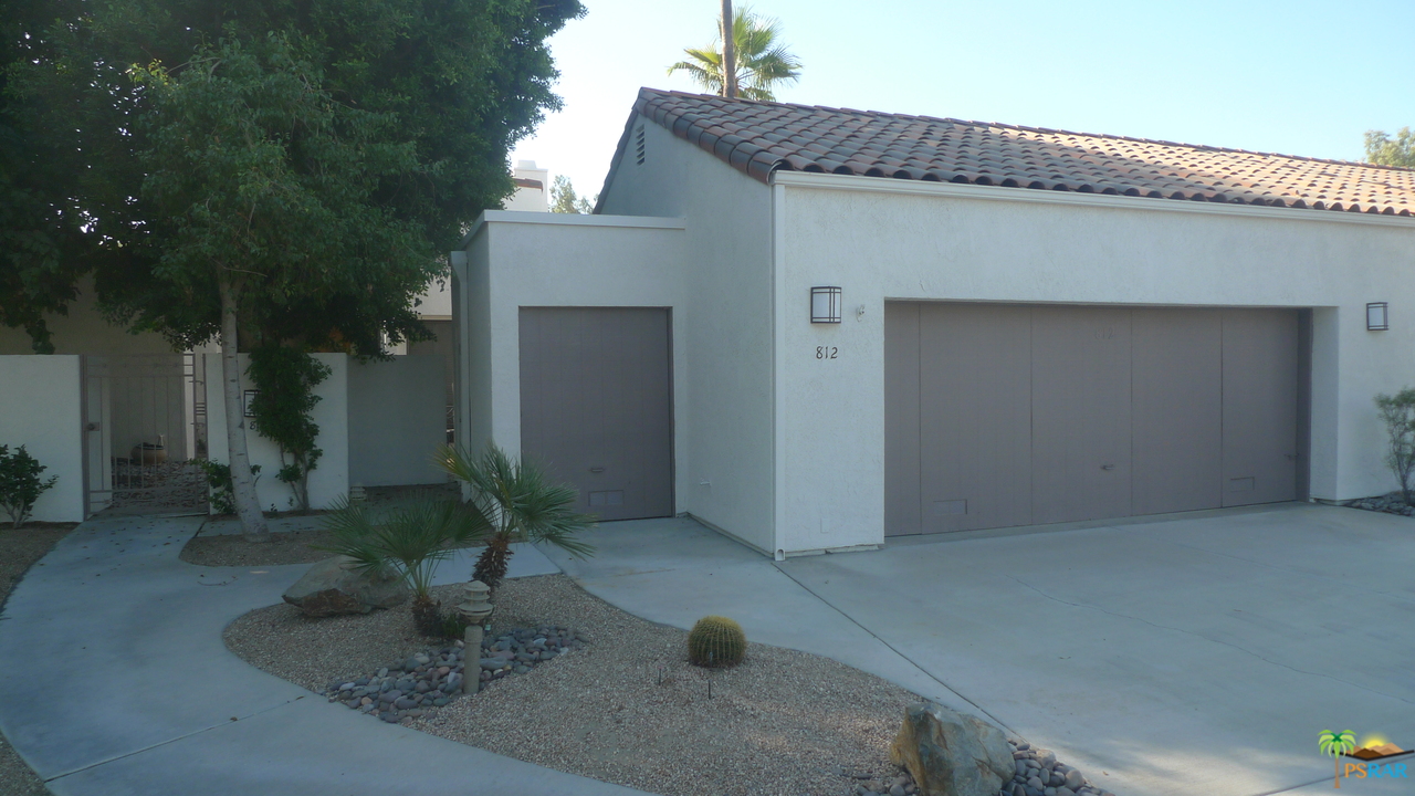 812 Inverness Drive Rancho Mirage, CA 92270 - Photo 3 of 28 a view of backyard of the house