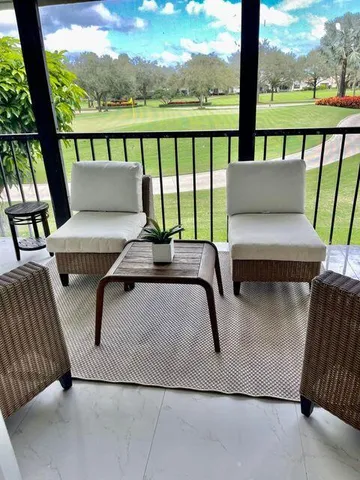 $9,000 | 7449 Glendevon Lane, Unit 106, Delray Beach, FL 33446