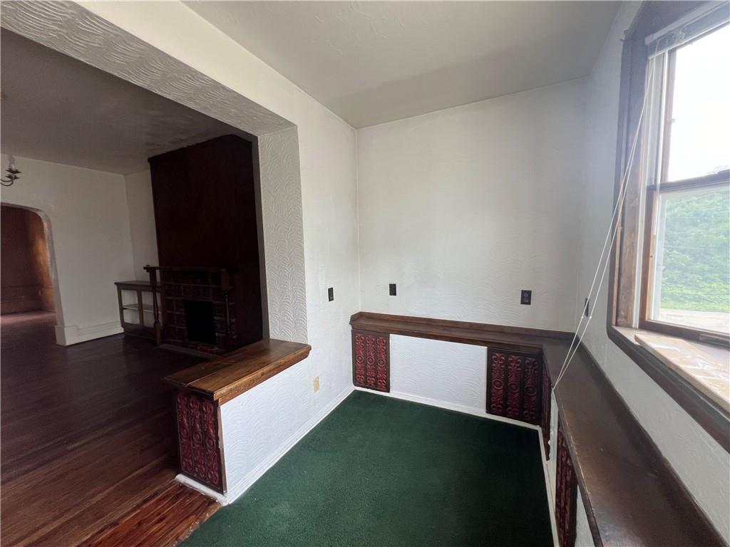 114 Hampton Street Wall, PA 15148 - Photo 7 of 44