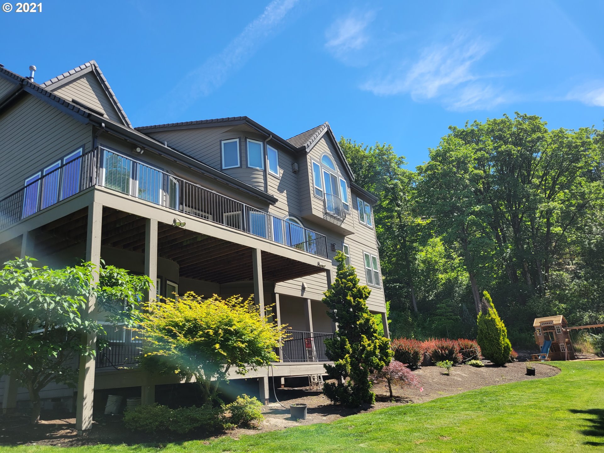 11020 Northwest Laidlaw Road Portland, OR 97229 - Photo 3 of 28 Gallery Image 3