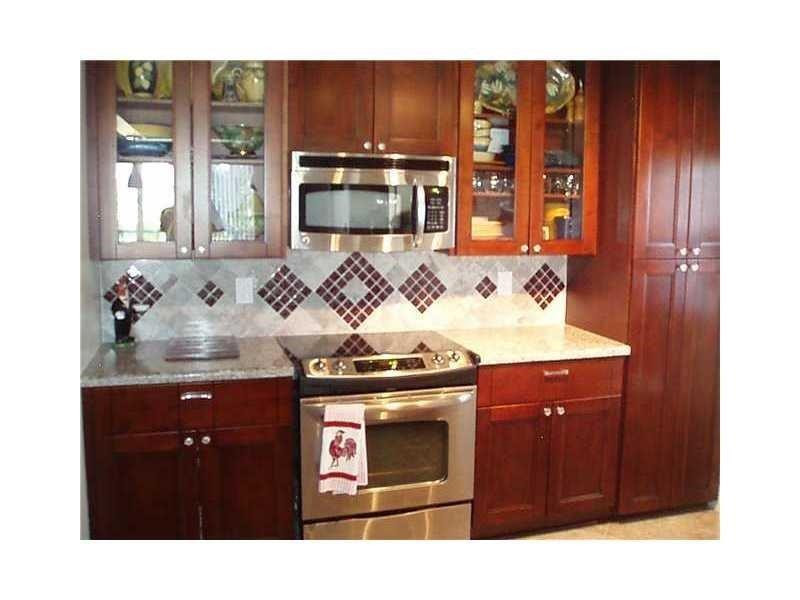 777 Jeffery Street, Unit 208 Boca Raton, FL 33487 - Photo 11 of 31 Photo 11
