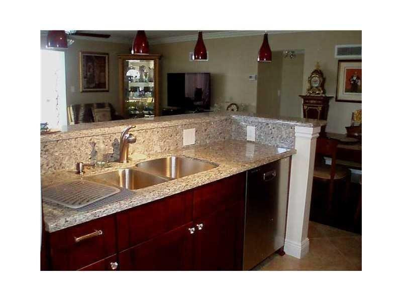 777 Jeffery Street, Unit 208 Boca Raton, FL 33487 - Photo 15 of 31 Photo 17