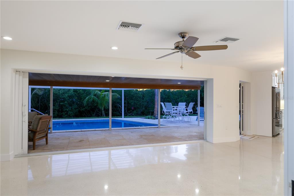 6561 Bayou Hammock Road Longboat Key, FL 34228 - Photo 23 of 81 Gallery Image 23