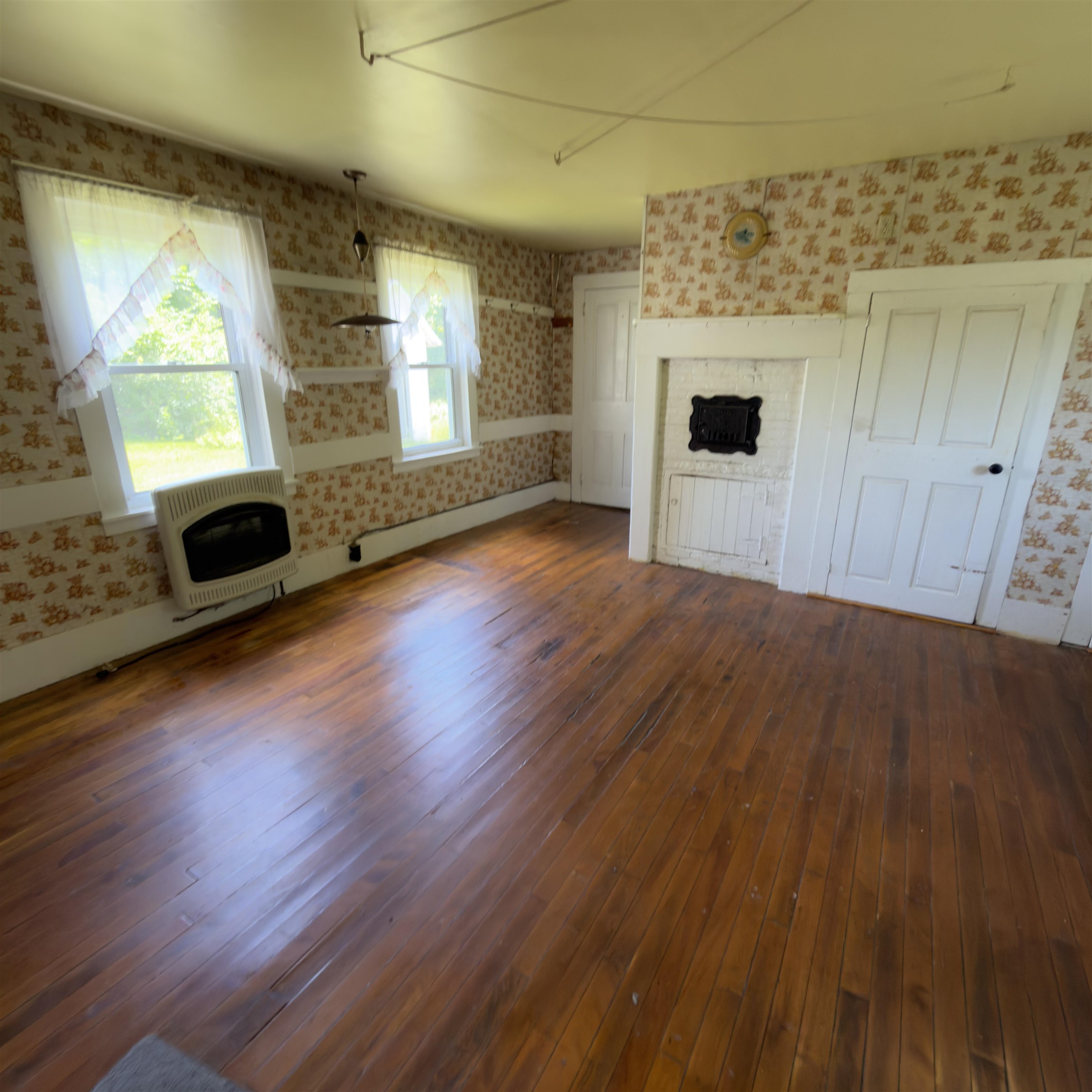 1275 Old Rte 25 Rumney, NH 03266 - Photo 8 of 23 Gallery Image 8
