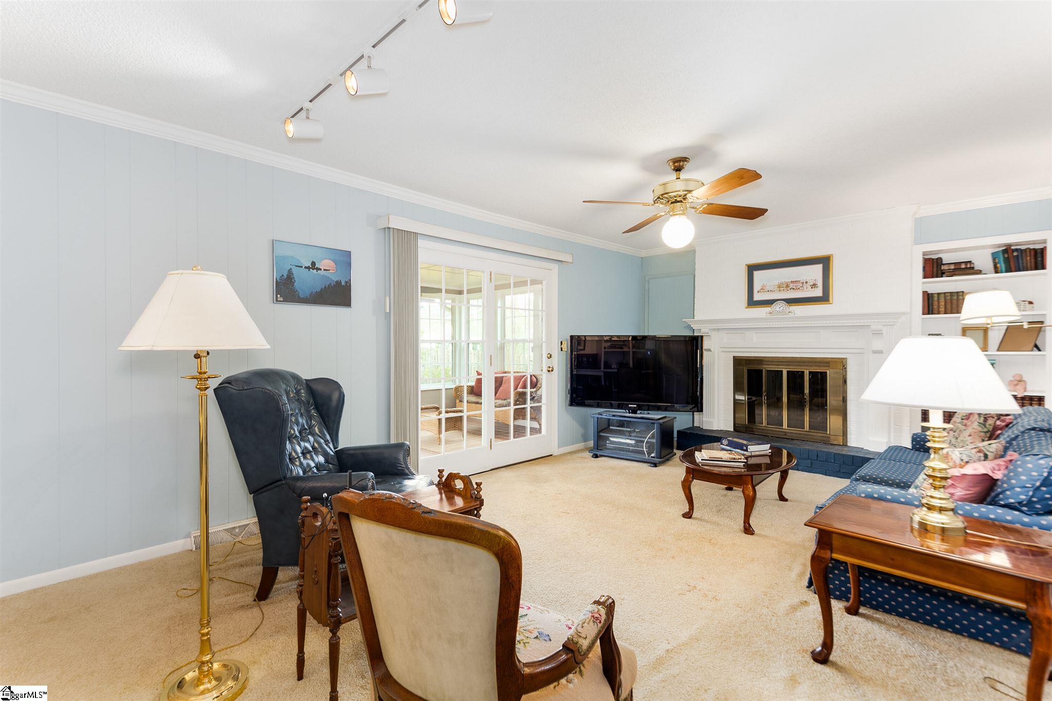 5 Meredith Lane Greenville, SC 29607 - Photo 11 of 24