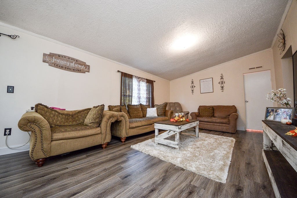 1261 Keith Valley Road Southeast Cleveland, TN 37323 - Photo 6 of 24 a living room with furniture and wooden floor