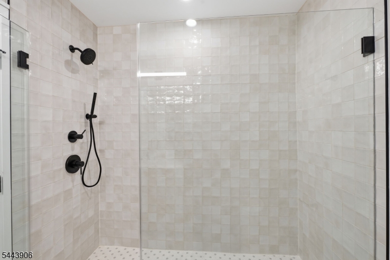 180 Round Top Road Bernardsville, NJ 07924 - Photo 20 of 50
