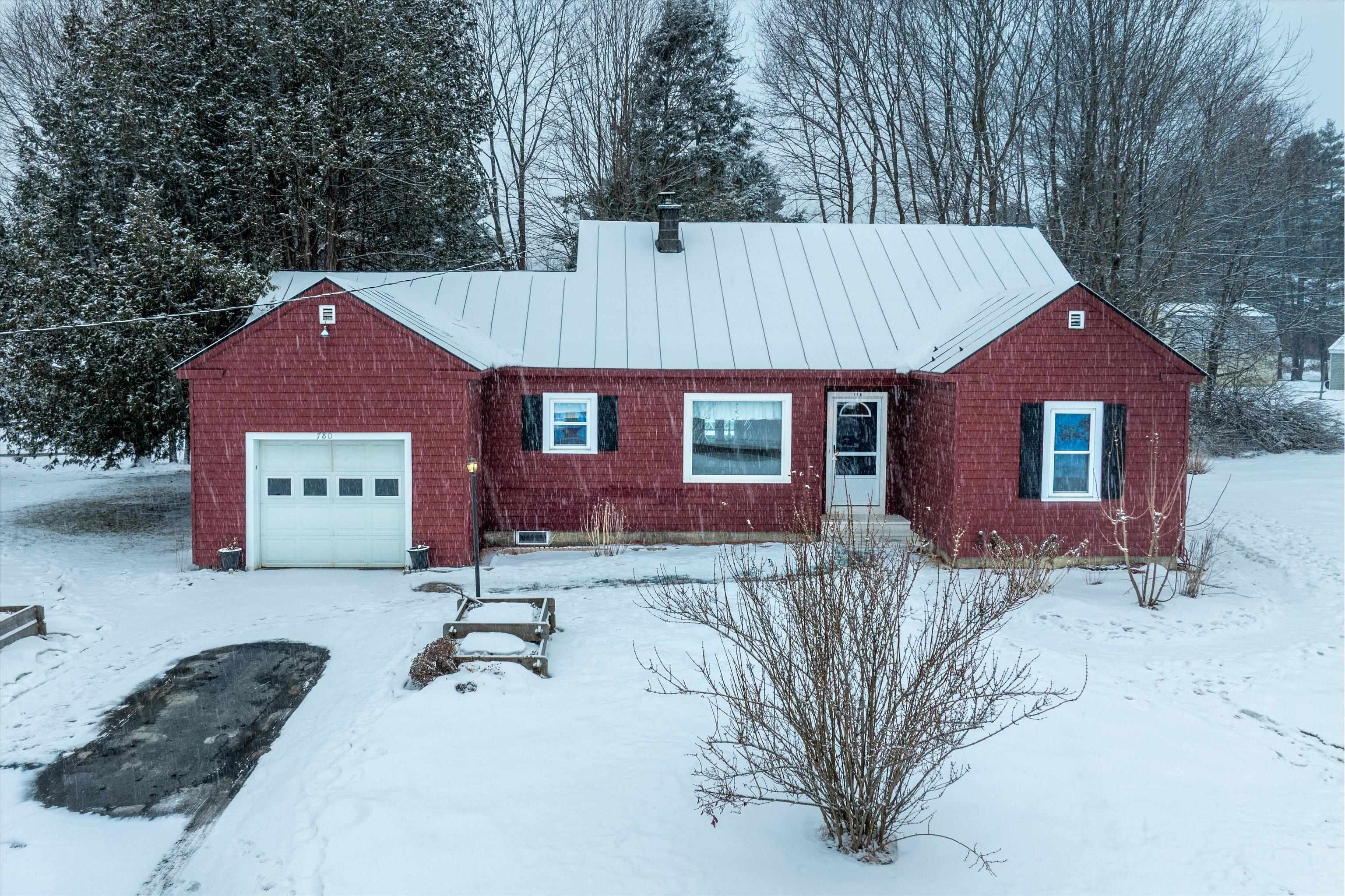 780 Chandler Road Hartford, VT 05001 - Photo 12 of 19