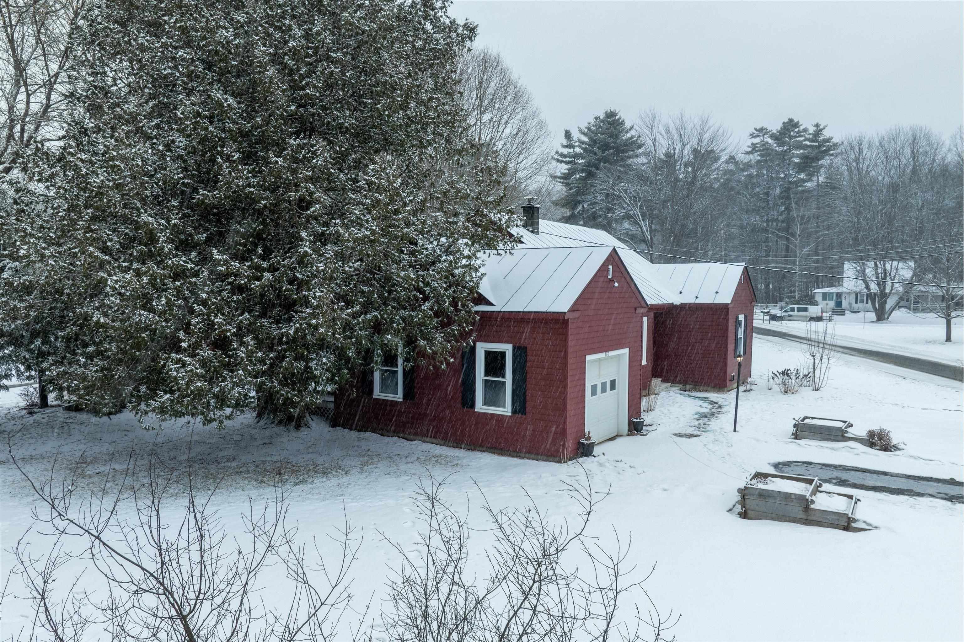 780 Chandler Road Hartford, VT 05001 - Photo 17 of 19