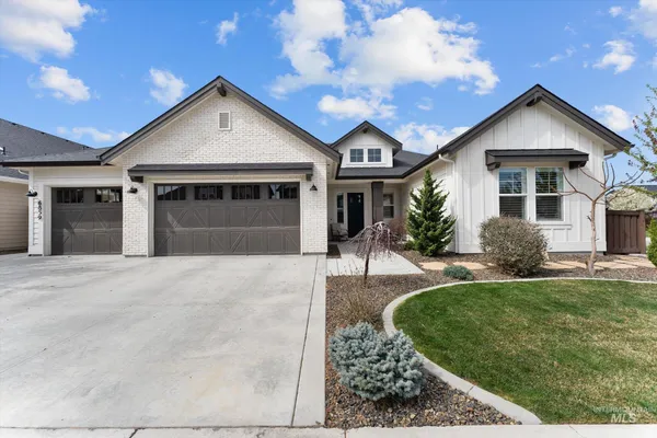 $778,000 | 6859 North Maplestone Avenue, Meridian, ID 83646