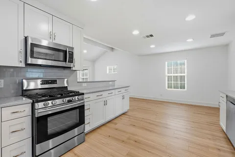 $675,000 | 805 Nile Street, Austin, TX 78702