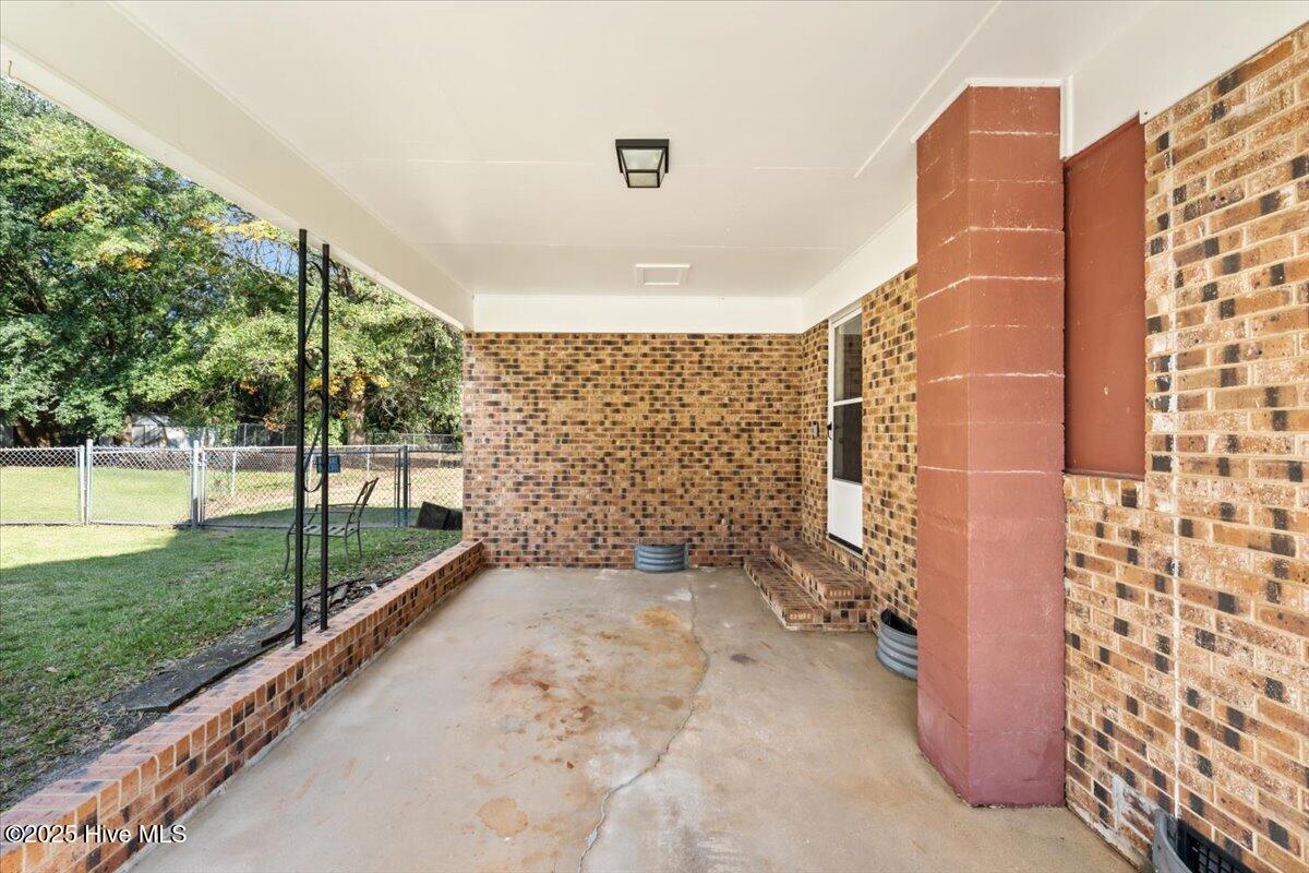 106 Starlight Drive Rockingham, NC 28379 - Photo 5 of 48 05-DSC02422