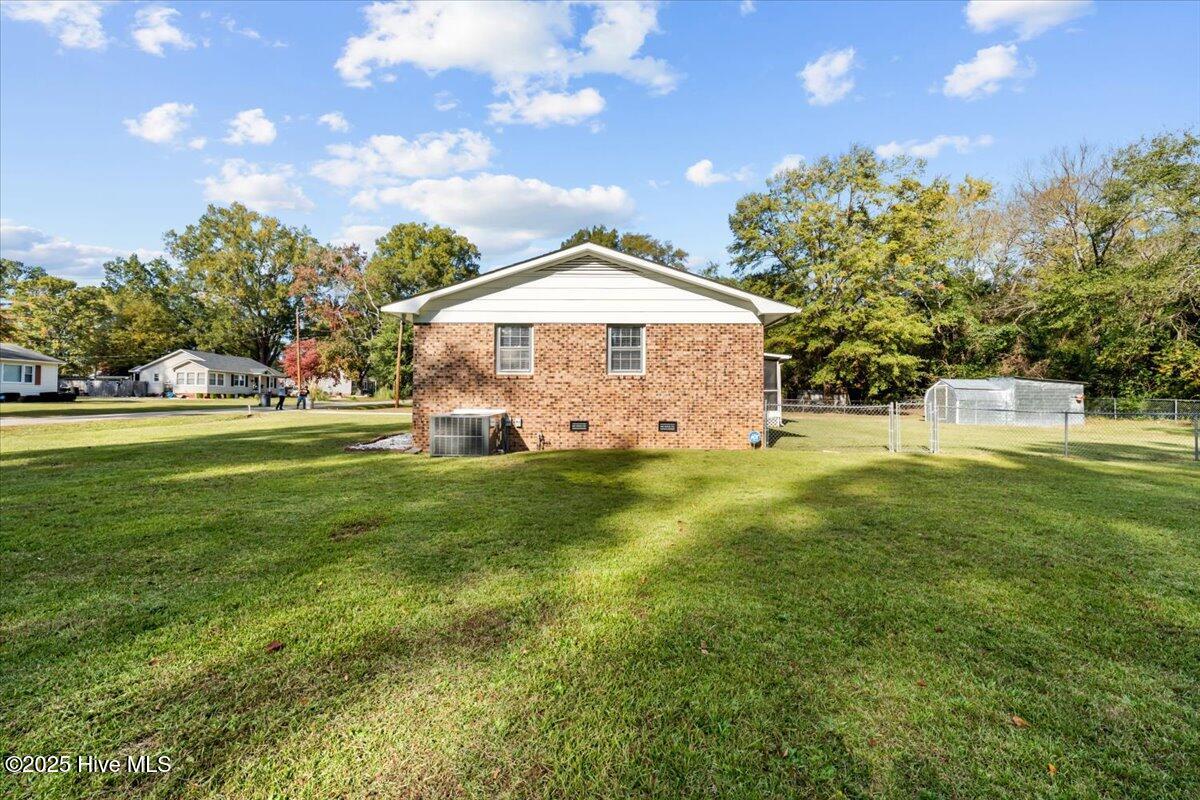 106 Starlight Drive Rockingham, NC 28379 - Photo 6 of 48 06-DSC02428