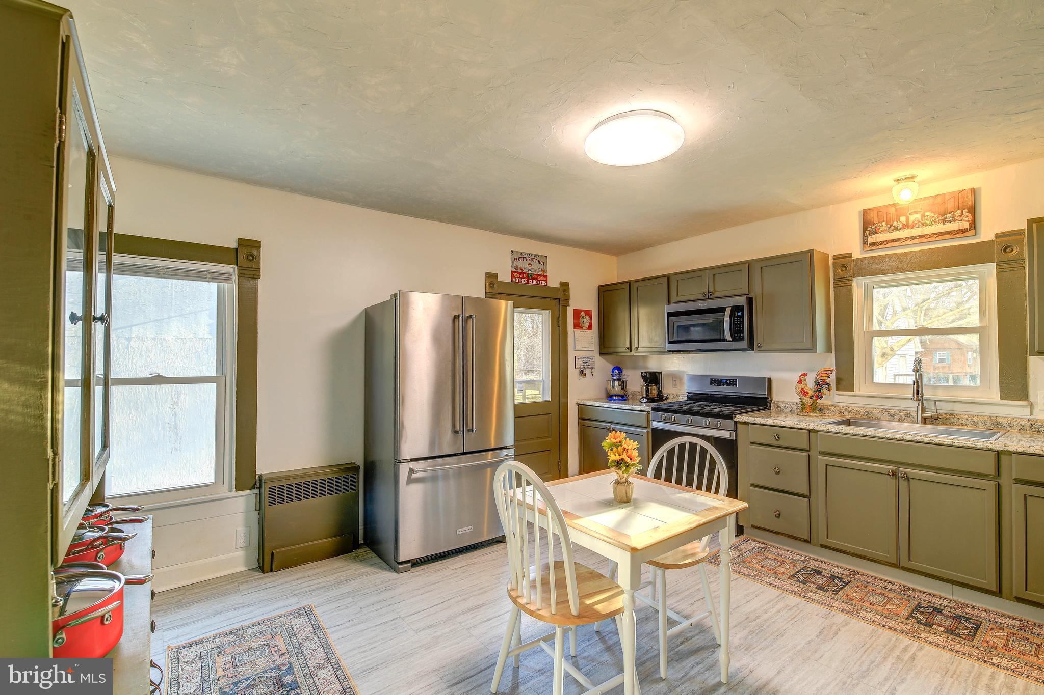 3349 Sackertown Road Crisfield, MD 21817 - Photo 11 of 62 Stainless appliances