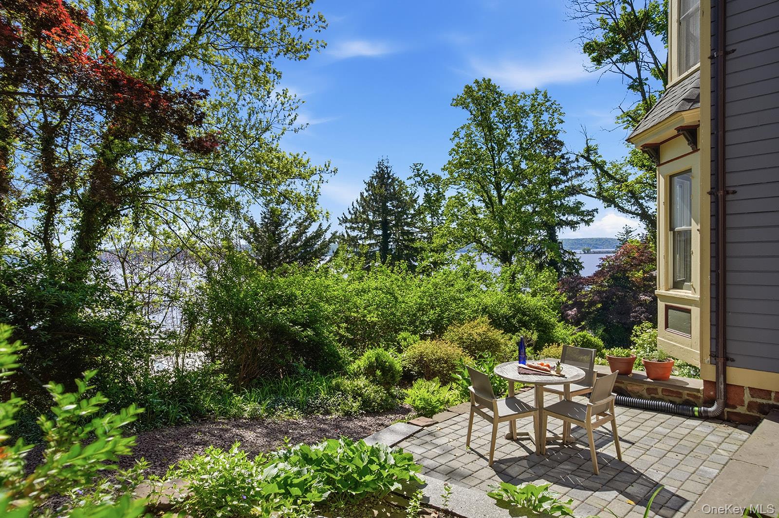 215 River Road Nyack, NY 10960 - Photo 42 of 50