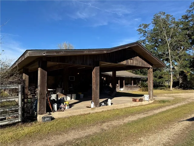 $152,900 | 30931 Hwy 22 Highway, Springfield, LA 70462