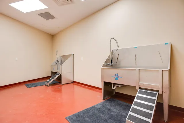 $3,300 | 1240 South 2nd Street, Unit 110, Minneapolis, MN 55415