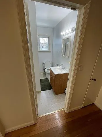 $999,999 | 16 Oenoke Place, Stamford, CT 06907