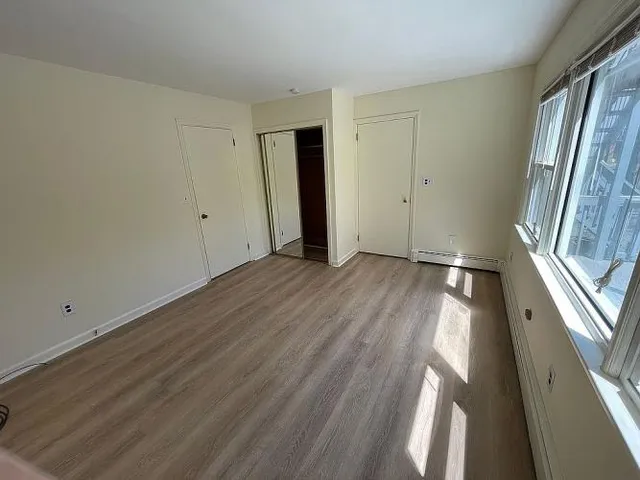 $999,999 | 16 Oenoke Place, Stamford, CT 06907