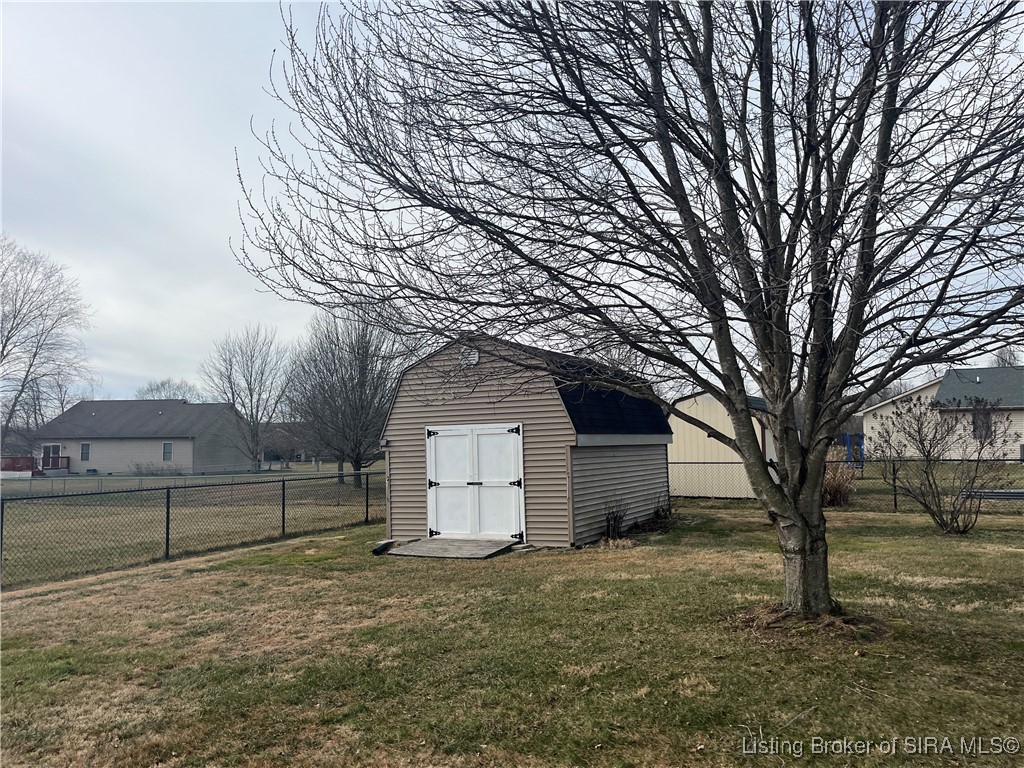 76 Country Manor Boulevard Madison, IN 47250 - Photo 21 of 24