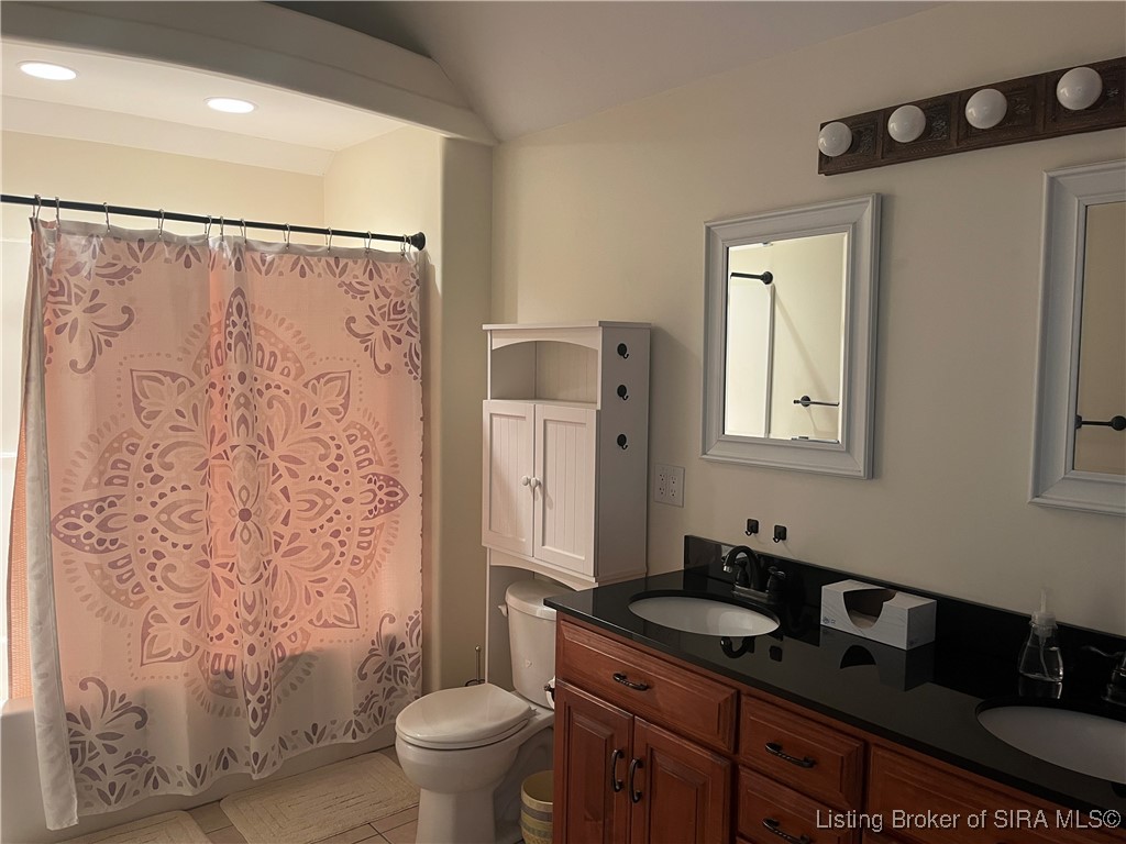 76 Country Manor Boulevard Madison, IN 47250 - Photo 10 of 24