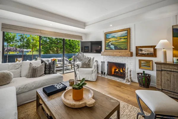 $1,050,000 | 183 Del Mesa Carmel, Carmel, CA 93923