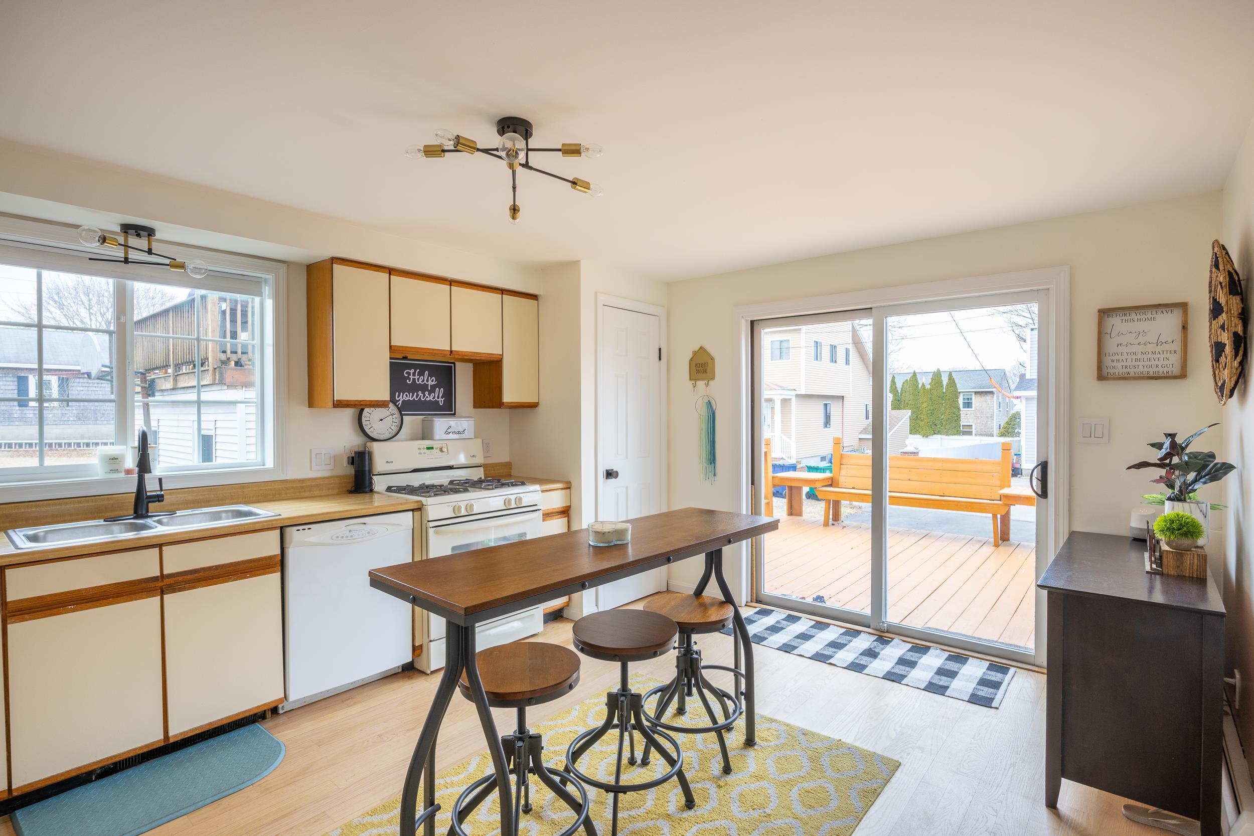 4 Ash Street Hampton, NH 03842 - Photo 10 of 39