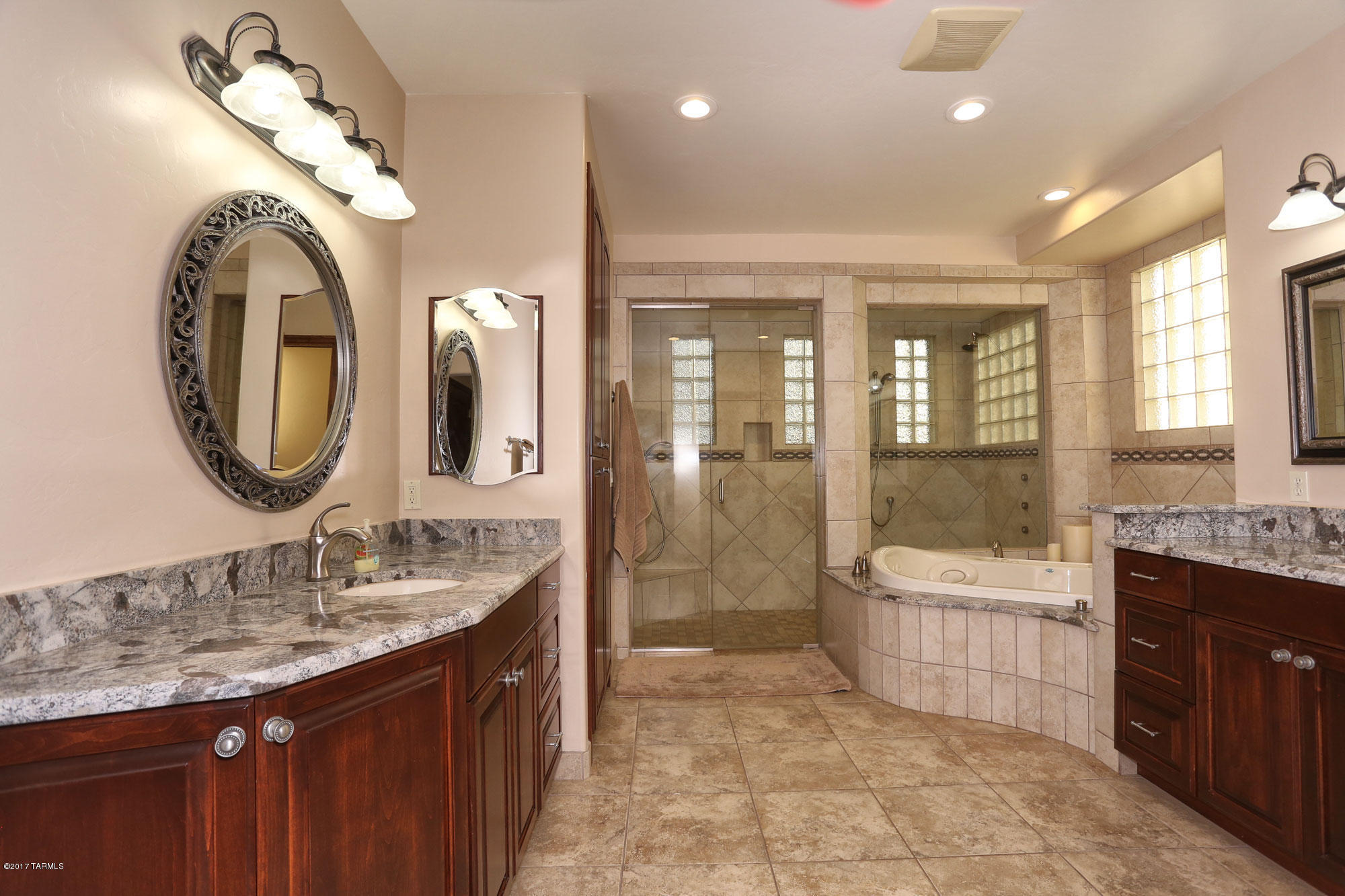 7450 West Ina Road Tucson, AZ 85743 - Photo 18 of 39 Gallery Image 18