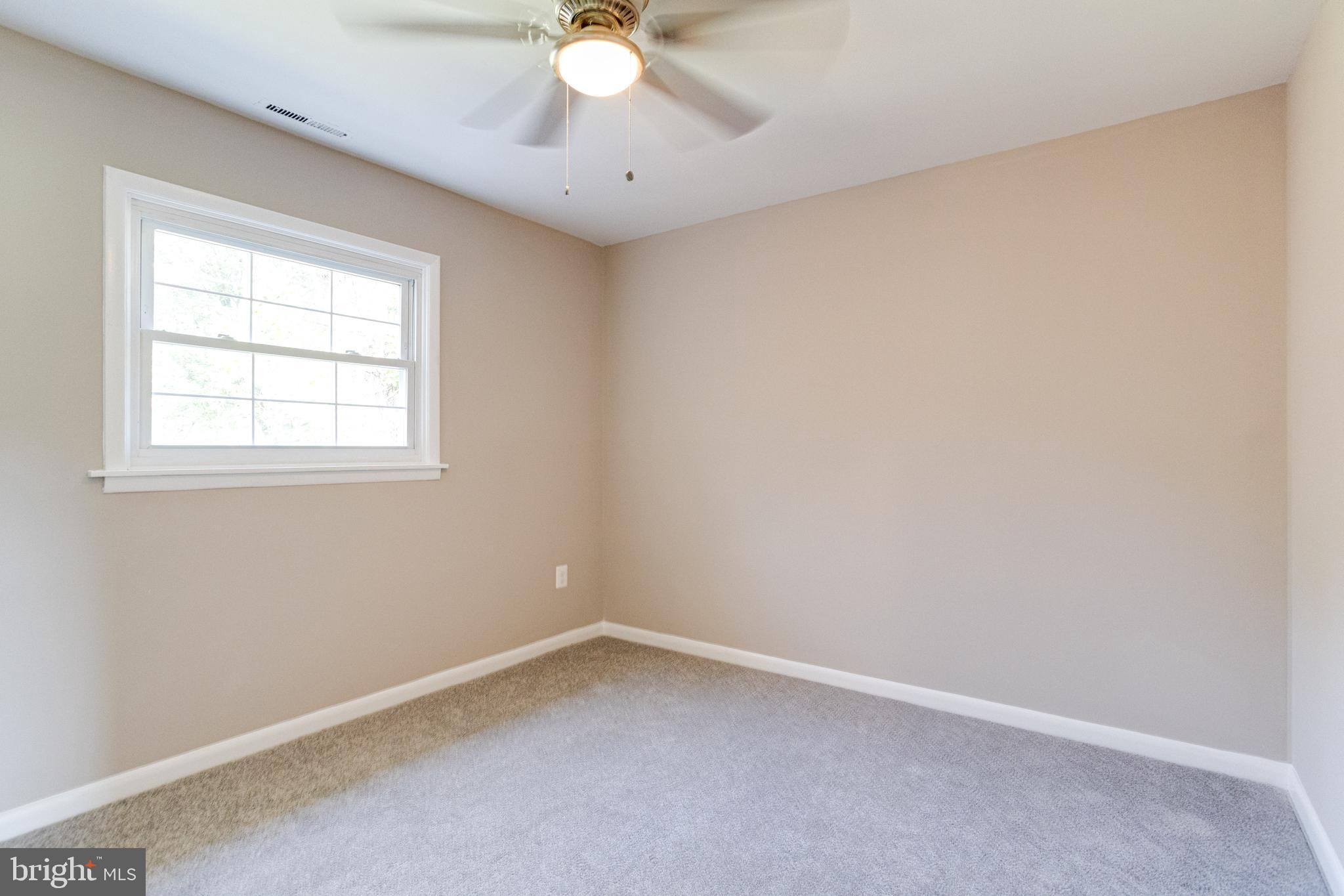 2020 North Rolling Road Baltimore, MD 21244 - Photo 27 of 45