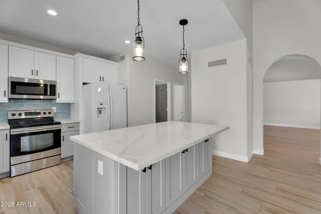 $2,900 | 6245 East Star Valley Street, Mesa, AZ 85215