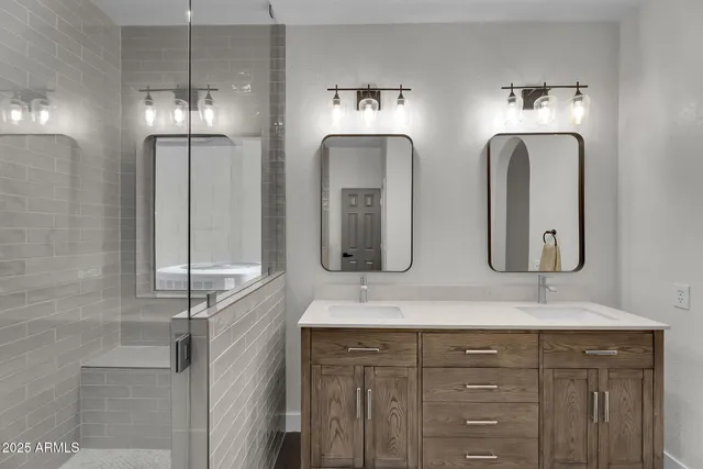 $2,900 | 6245 East Star Valley Street, Mesa, AZ 85215