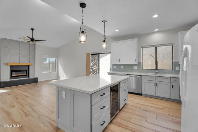 $2,900 | 6245 East Star Valley Street, Mesa, AZ 85215