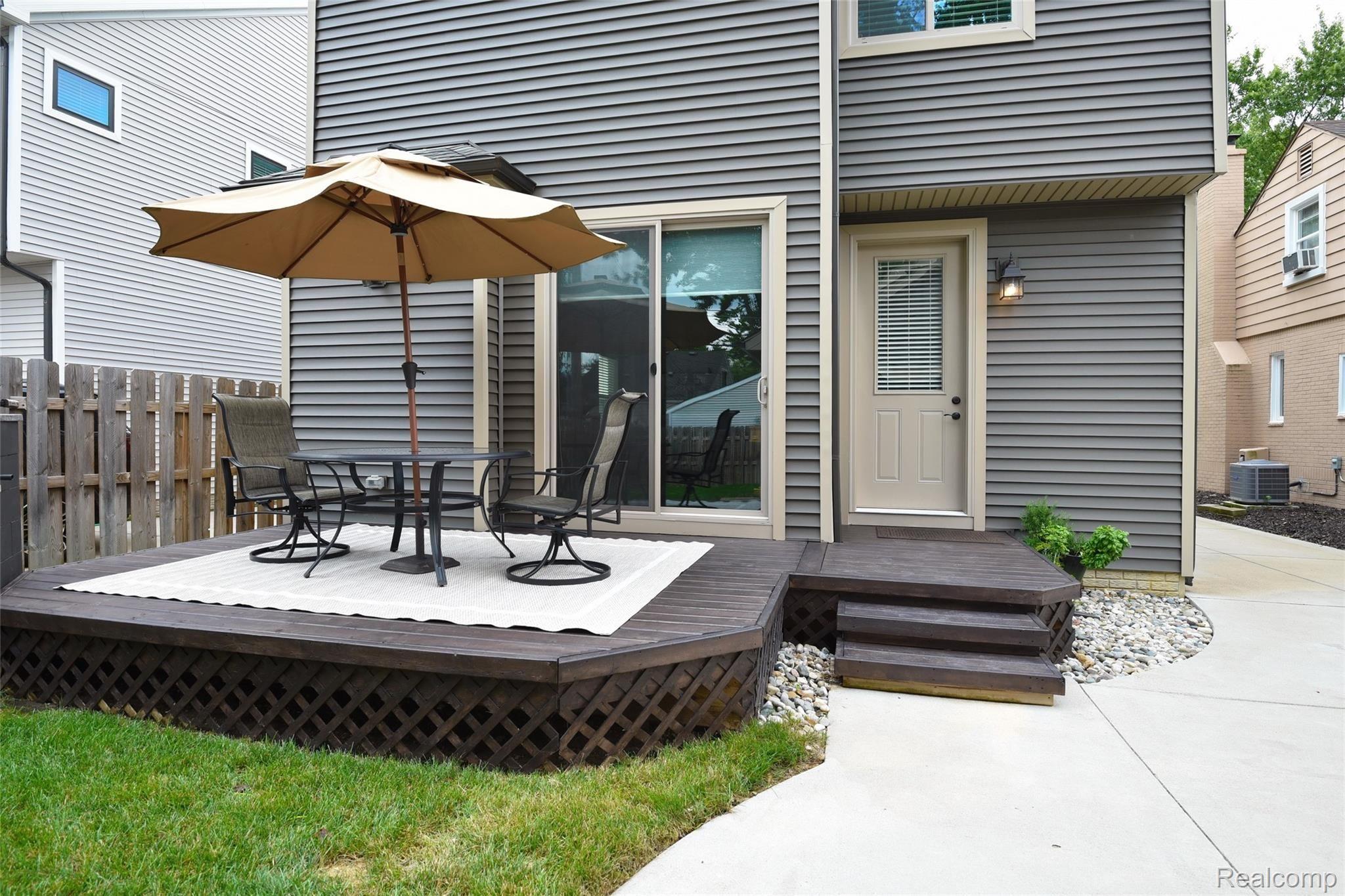 2396 Franklin Road Berkley, MI 48072 - Photo 38 of 42 2396 Franklin_40.JPG