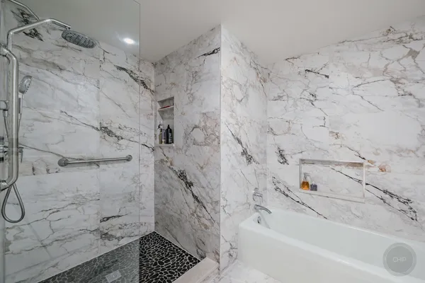 $1,035,000 | 4 Oak Brook Club Drive, Unit G205, Oak Brook, IL 60523