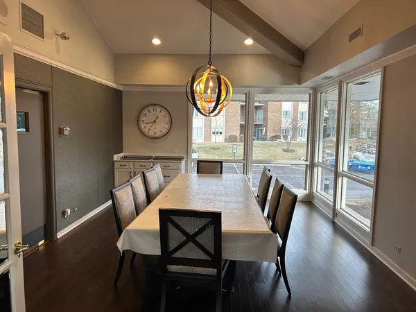 $1,035,000 | 4 Oak Brook Club Drive, Unit G205, Oak Brook, IL 60523